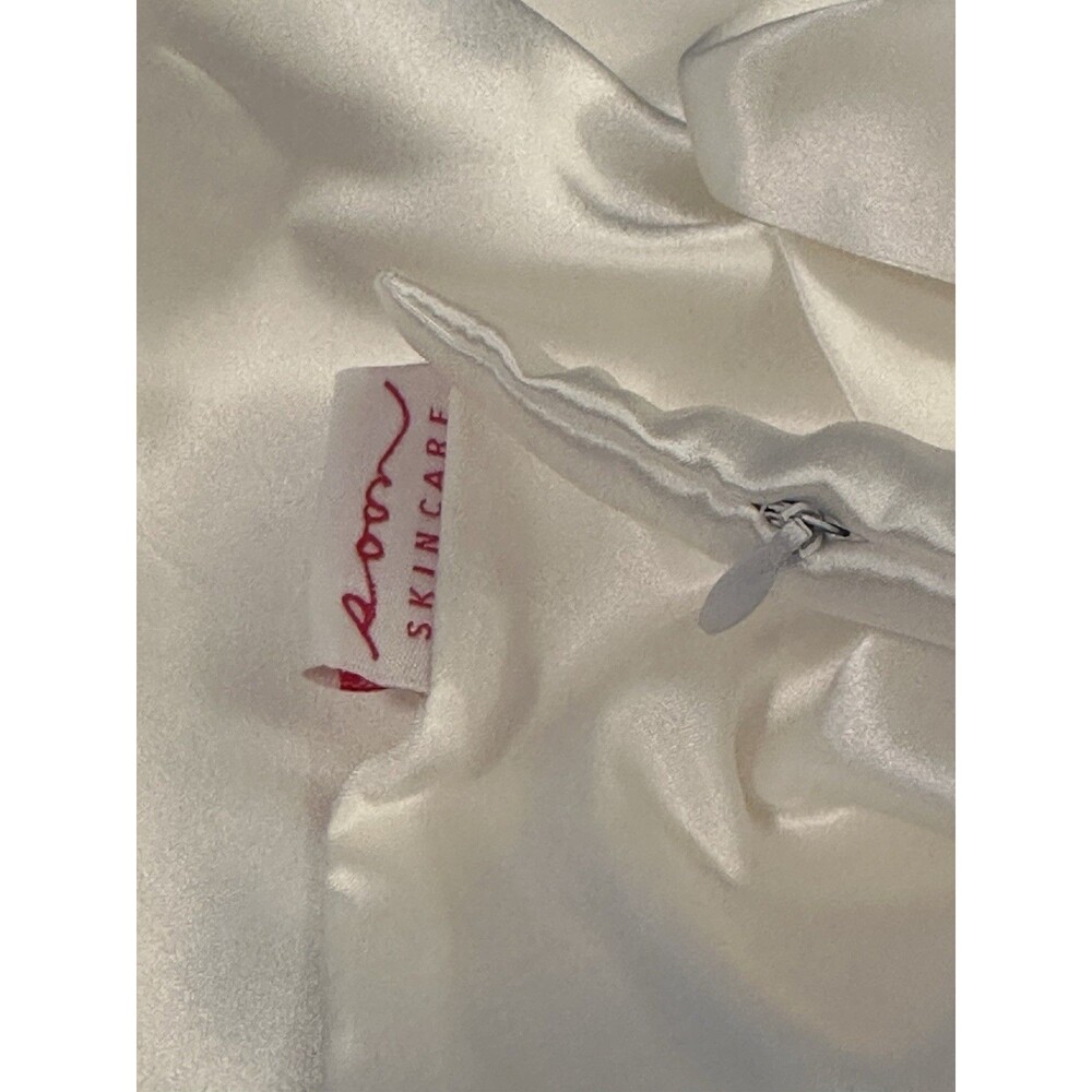 KBeauty SOON Pillowcases-100% Mulberry Silk set of 2-With Zipper